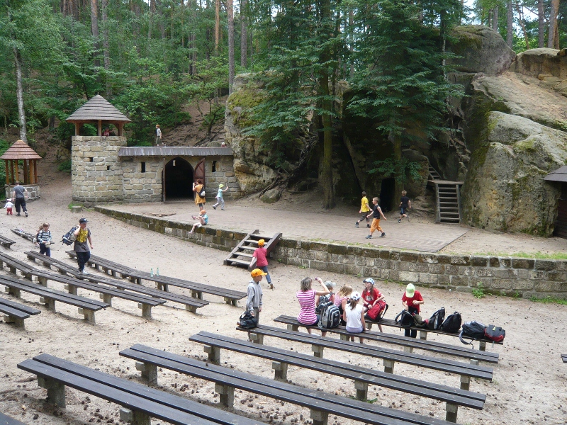P1050289_28800x60029.jpg