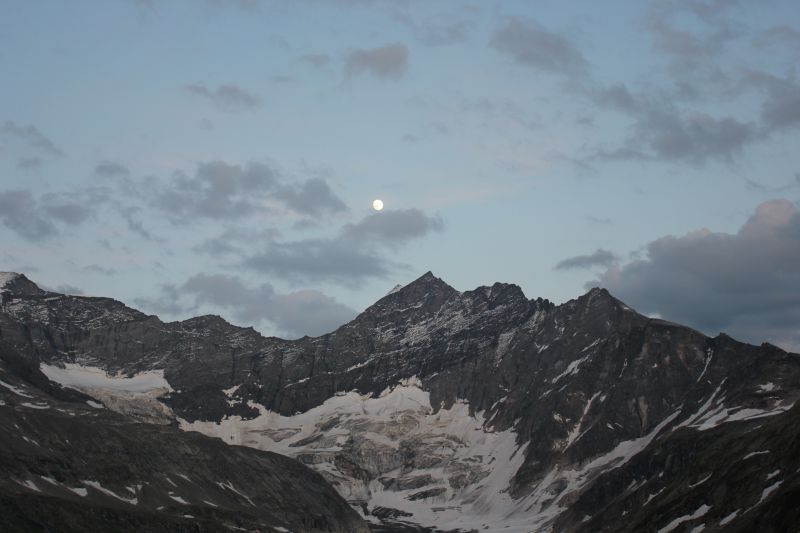 IMG_3523~2.JPG