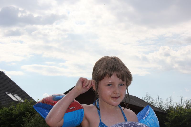 červen 2012
