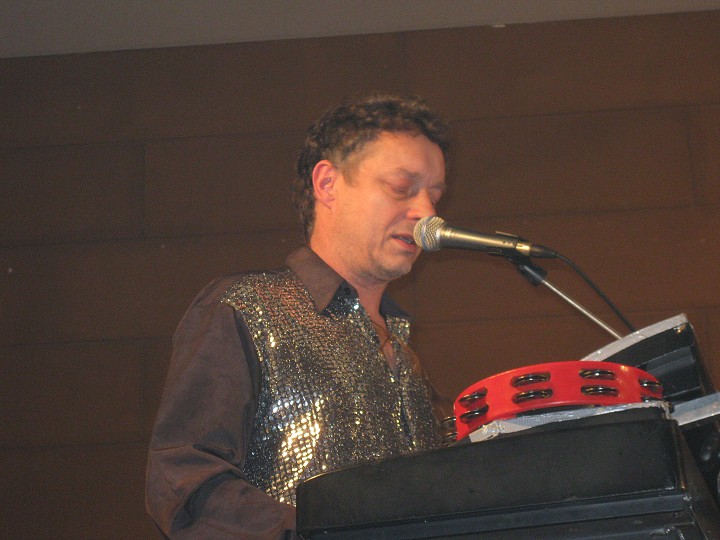 img00028.jpg