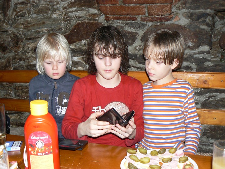 img00019.jpg