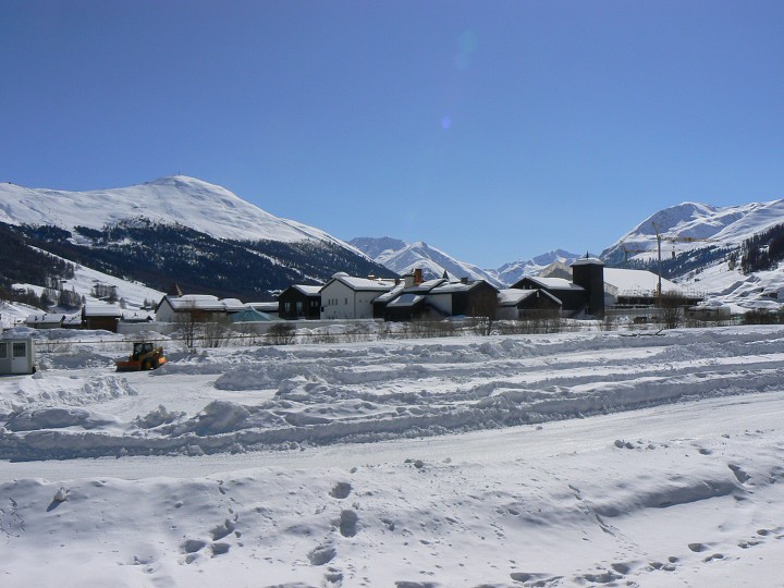 img00014.jpg
