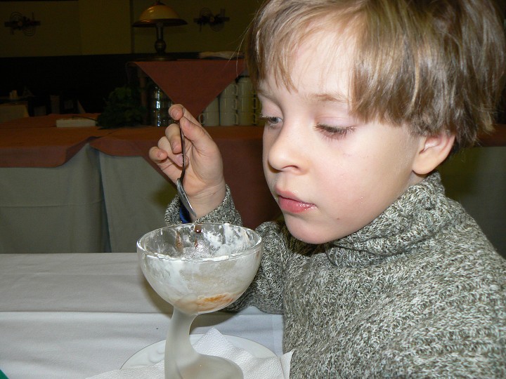 img00028.jpg