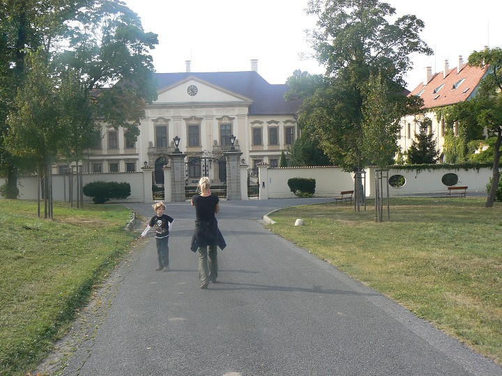 img00003.jpg