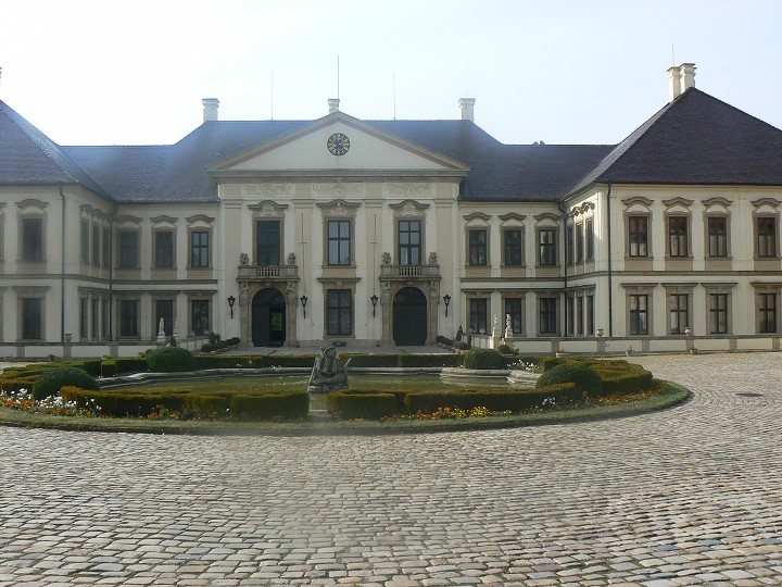 img00007.jpg