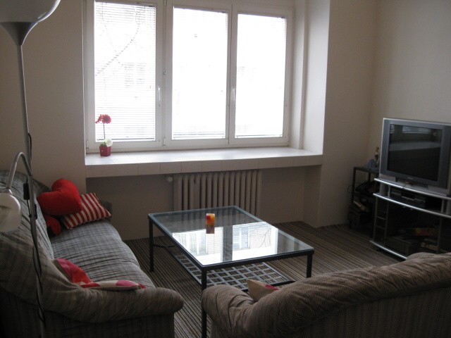 img00002.jpg