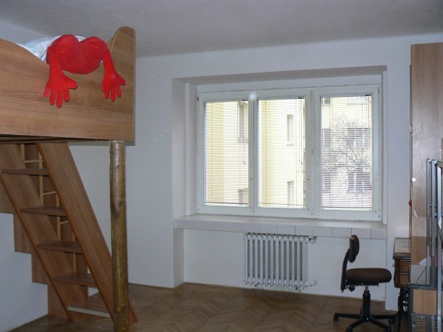 img00005.jpg