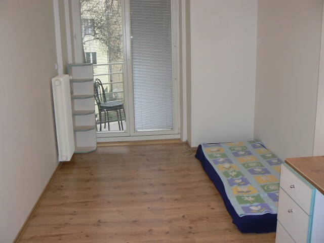 img00008.jpg