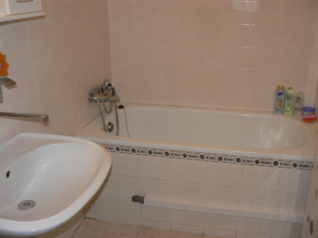 img00020.jpg