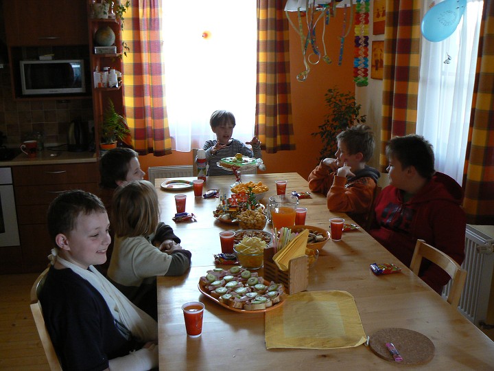 img00033.jpg