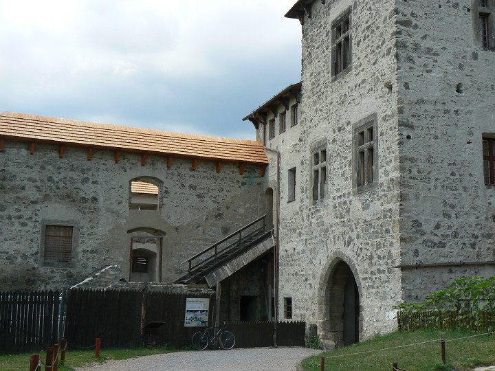 img00063.jpg
