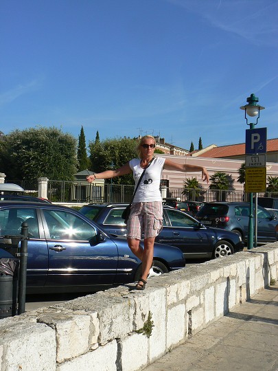img00062.jpg