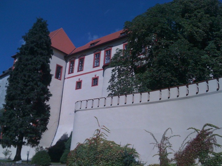 img00009.jpg