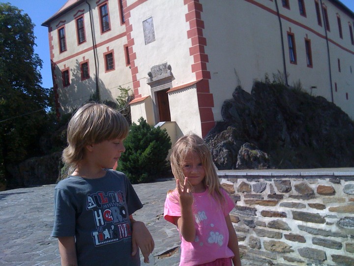 img00010.jpg