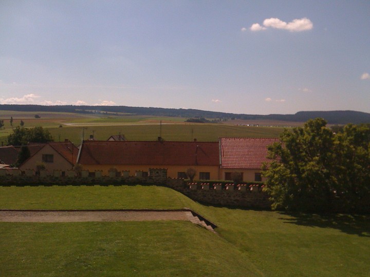 img00017.jpg