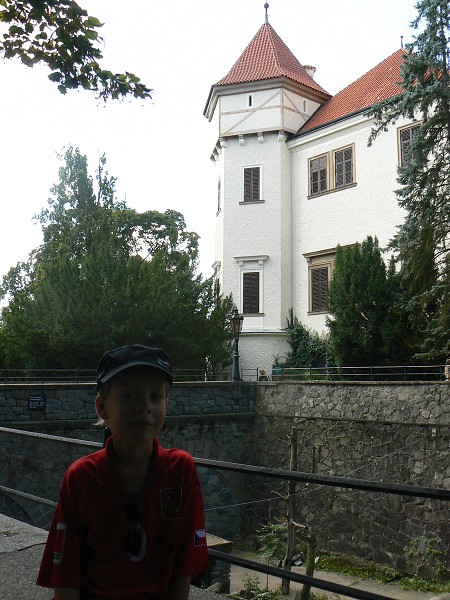 img00018.jpg
