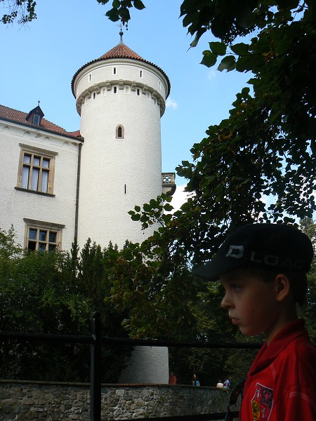 img00019.jpg