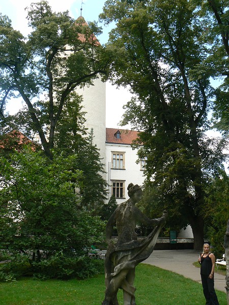 img00023.jpg