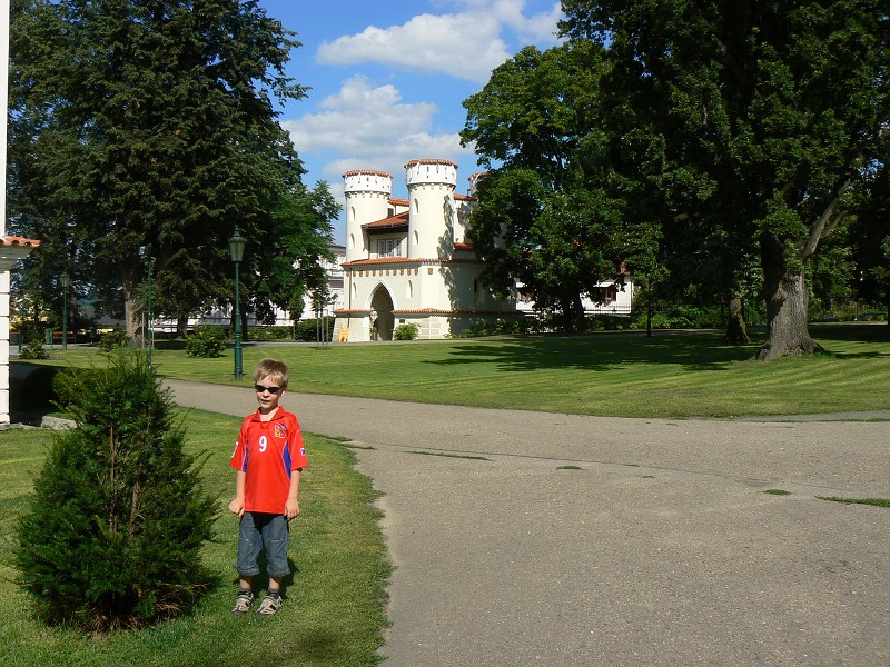 img00064.jpg