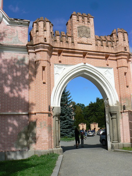 img00003.jpg