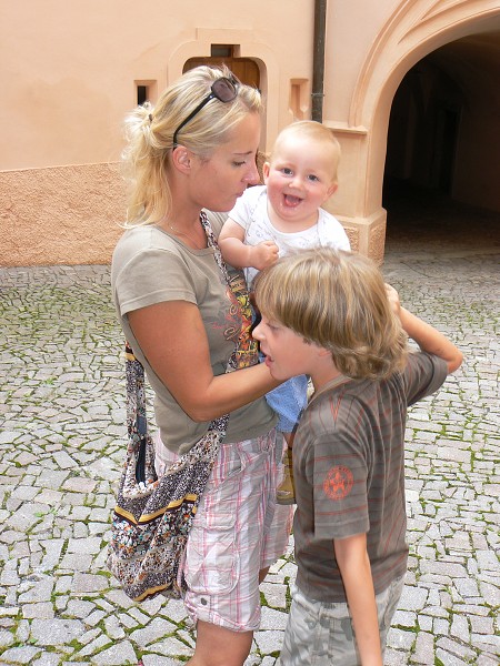 img00020.jpg