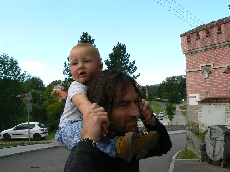 img00027.jpg