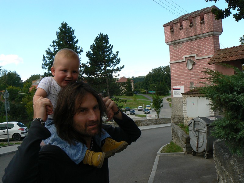 img00028.jpg
