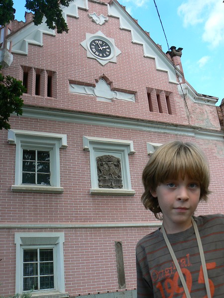img00030.jpg